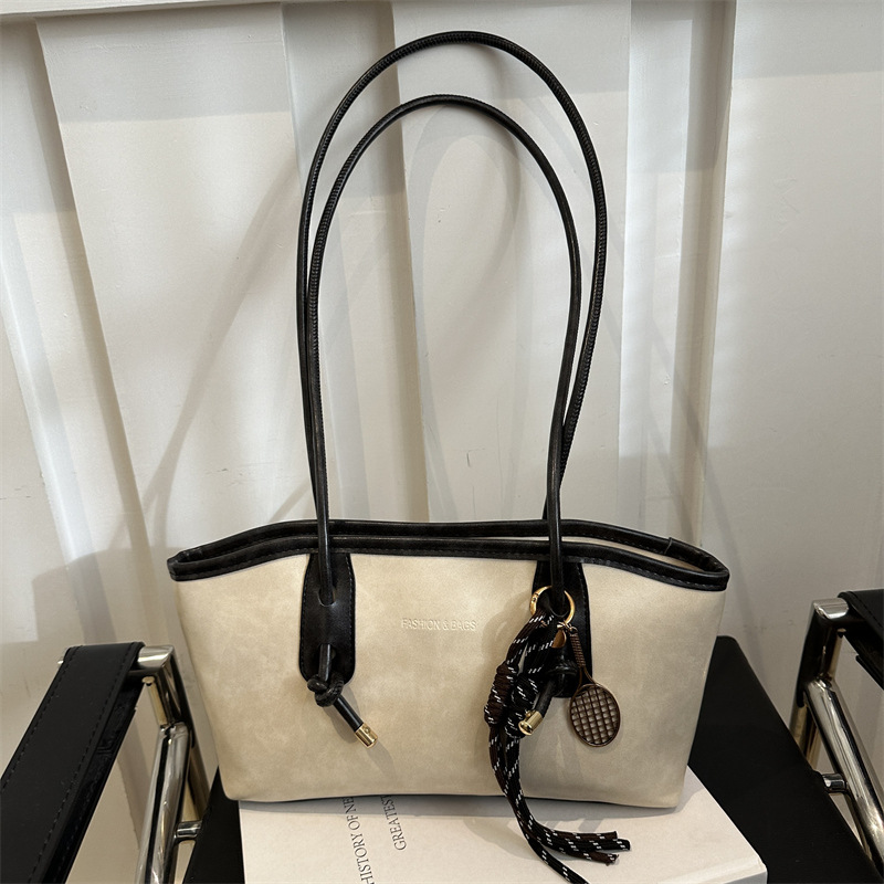 Coffee Equipment Travel Bag - Tas Bulan Sabit Wanita Kapasitas Besar