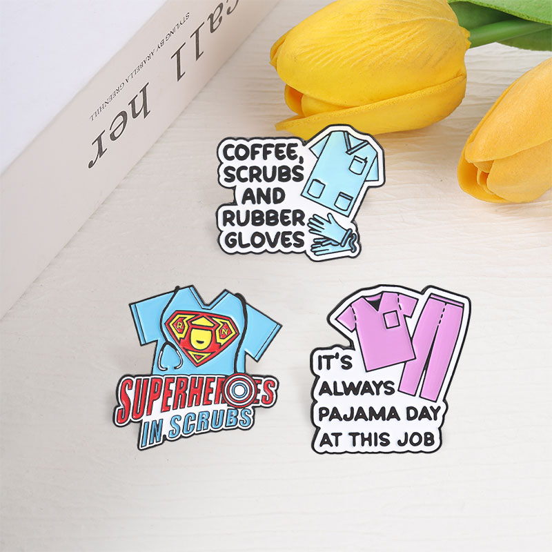 Pin Enamel Superhero Berpakaia - Coffee Equipment And Supplies ulasan dan harga